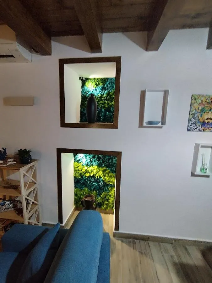 Ecce Homo Apartment Carini Italy
