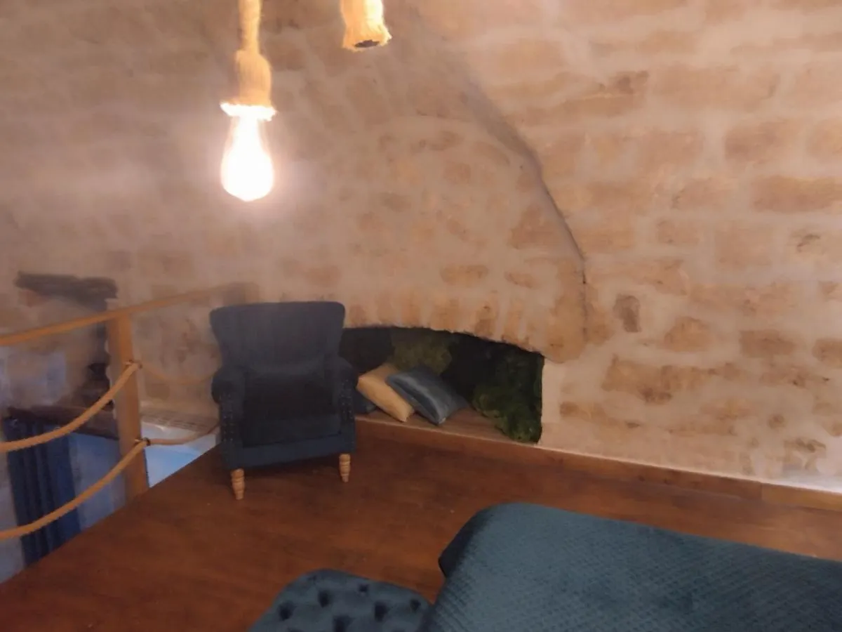 Ecce Homo Apartment Carini Italy