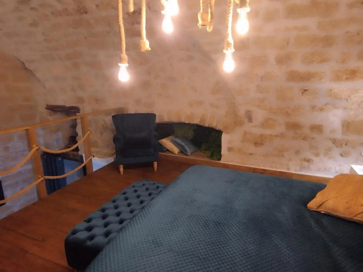 Ecce Homo Apartment Carini