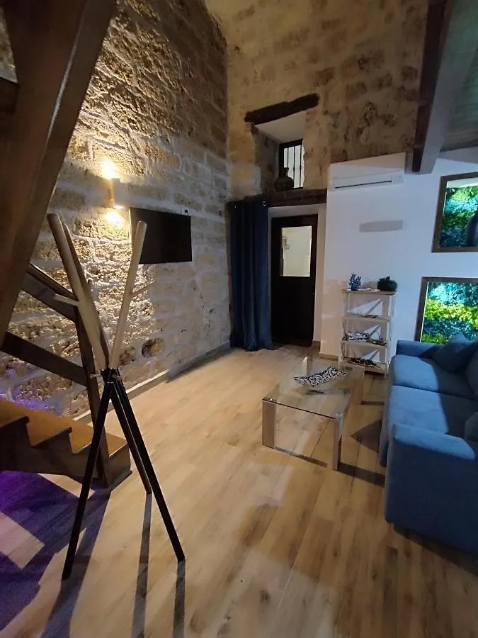 Ecce Homo Apartment Carini Italy